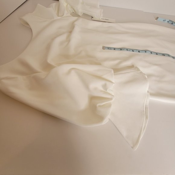 Calvin Klein Bell & Bubble Sleeve Fitted Sheath Dress Size 4 Wht Deep V-Back NWT - Picture 8 of 12